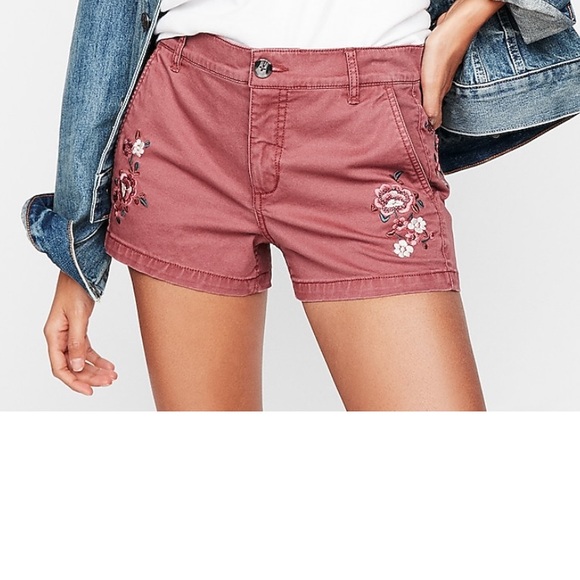 Express Pants - Mid rise embroidered twill shorts